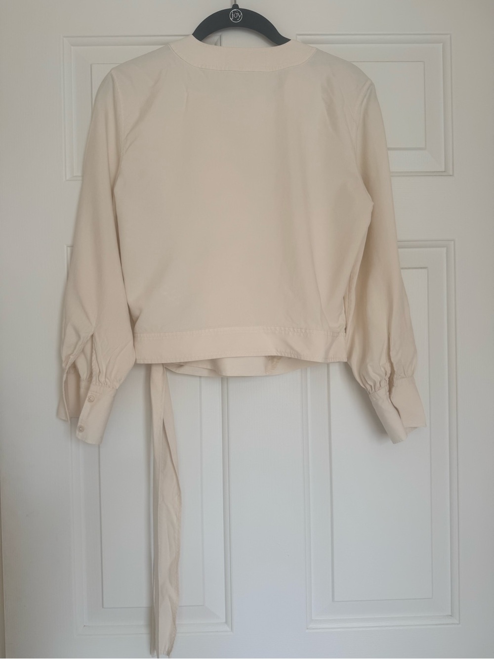 EVERLANE Silk-Blend Cream Wrap Blouse - Women's Top - Picture 9 of 10